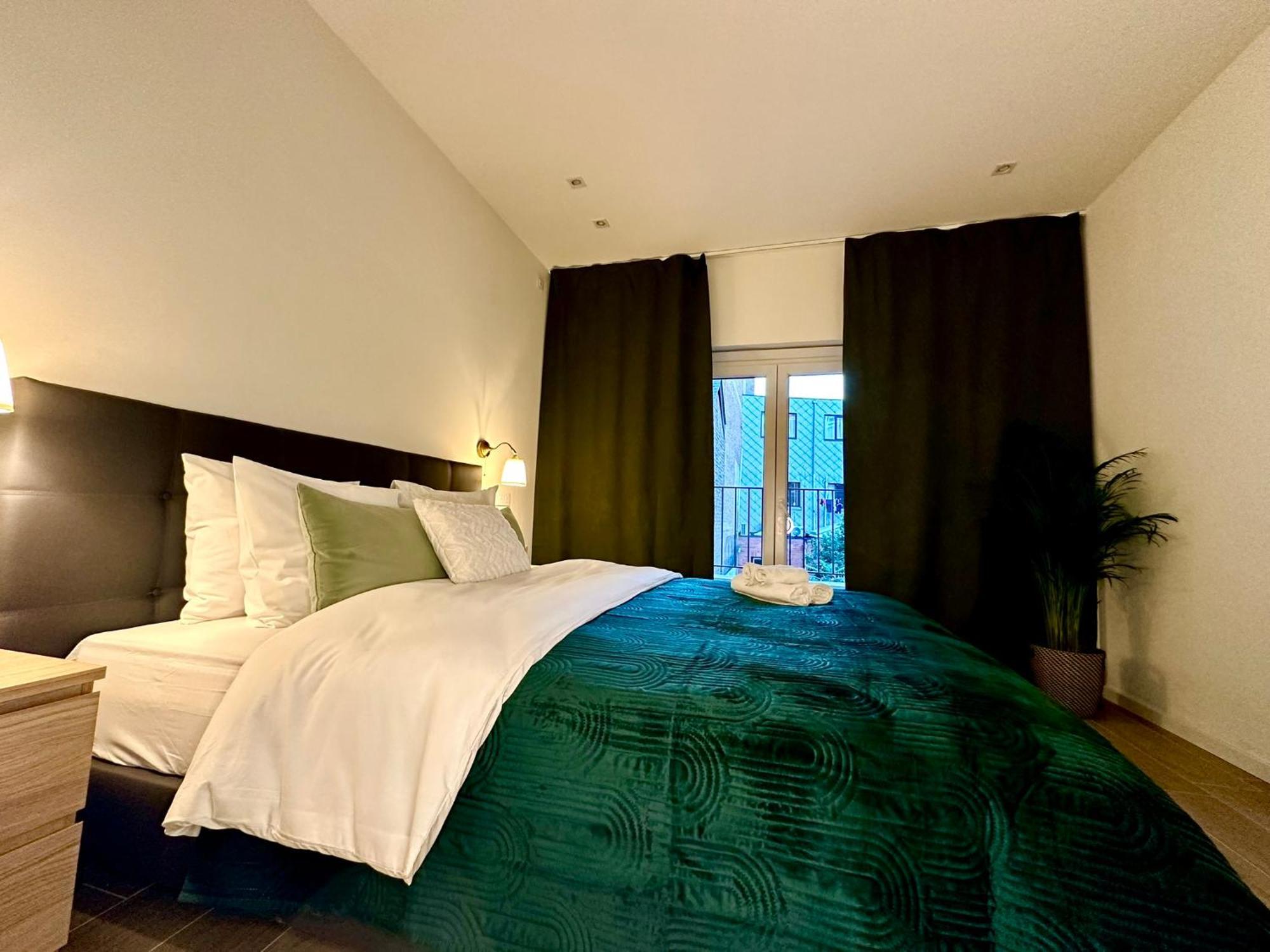 Luxury Suites Park By Rikas Hotels Anversa Esterno foto