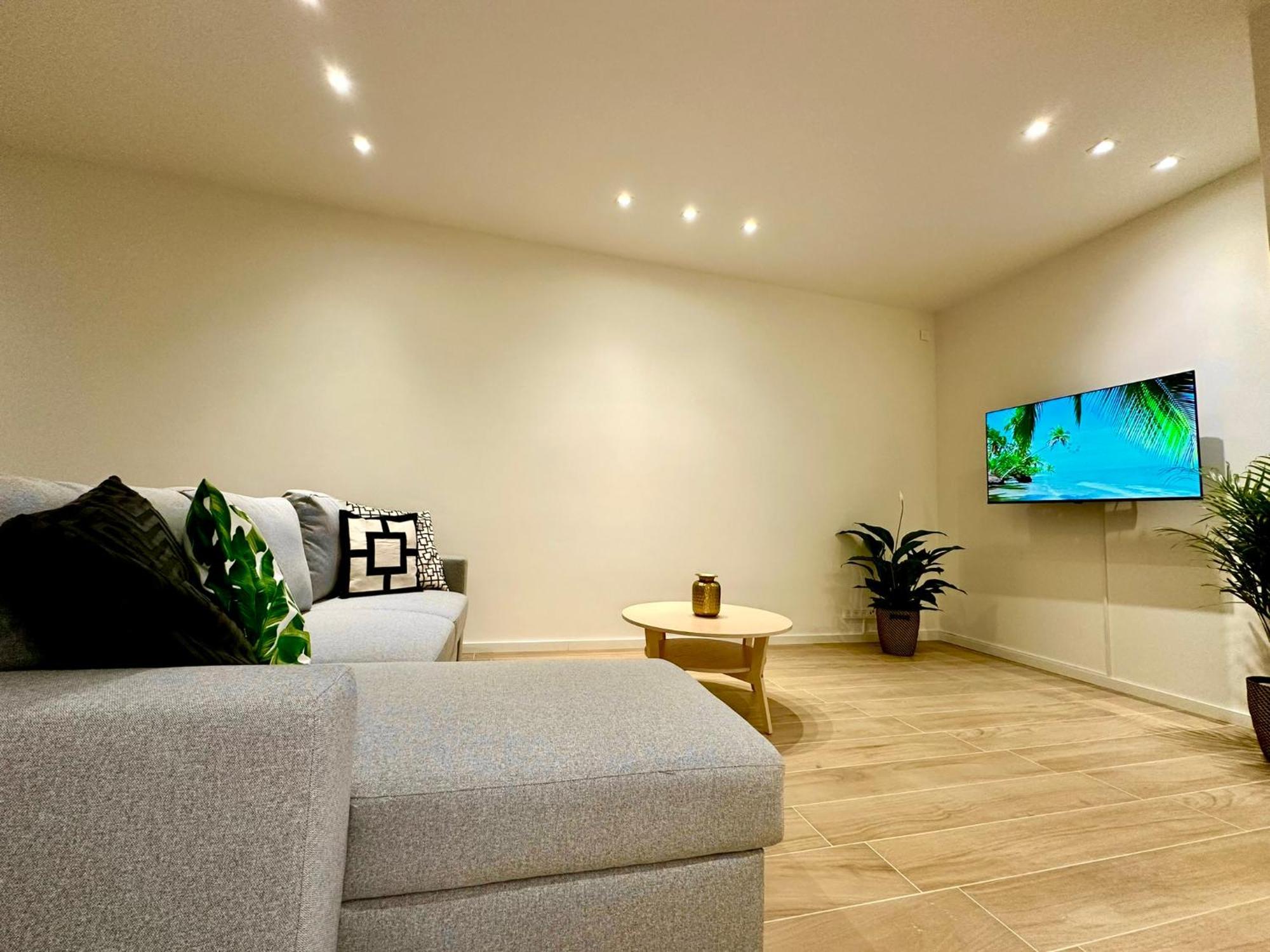 Luxury Suites Park By Rikas Hotels Anversa Esterno foto